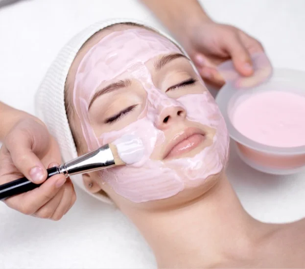 masque visage femme à Tours en Indre-et-Loire 37