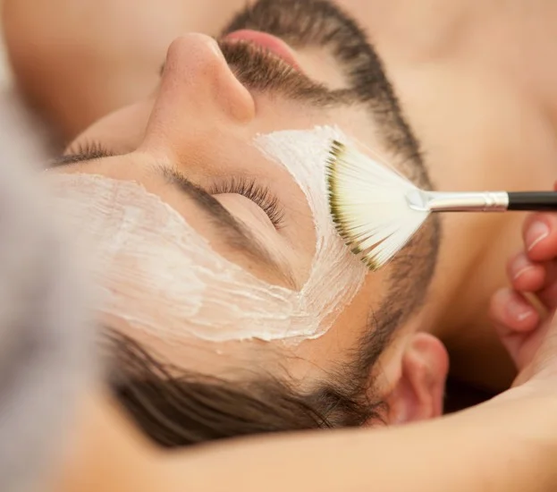 masque visage homme à Tours en Indre-et-Loire 37